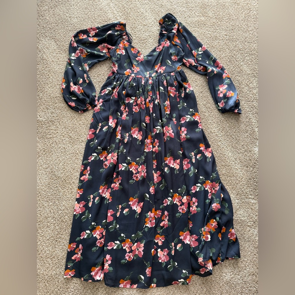 Abercrombie & Fish - long florar dress -with pockets new !!! Size S